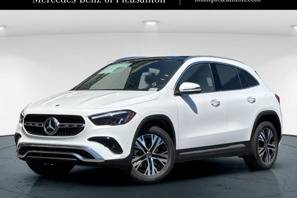 2026 Mercedes Benz GLA 250 photo 1