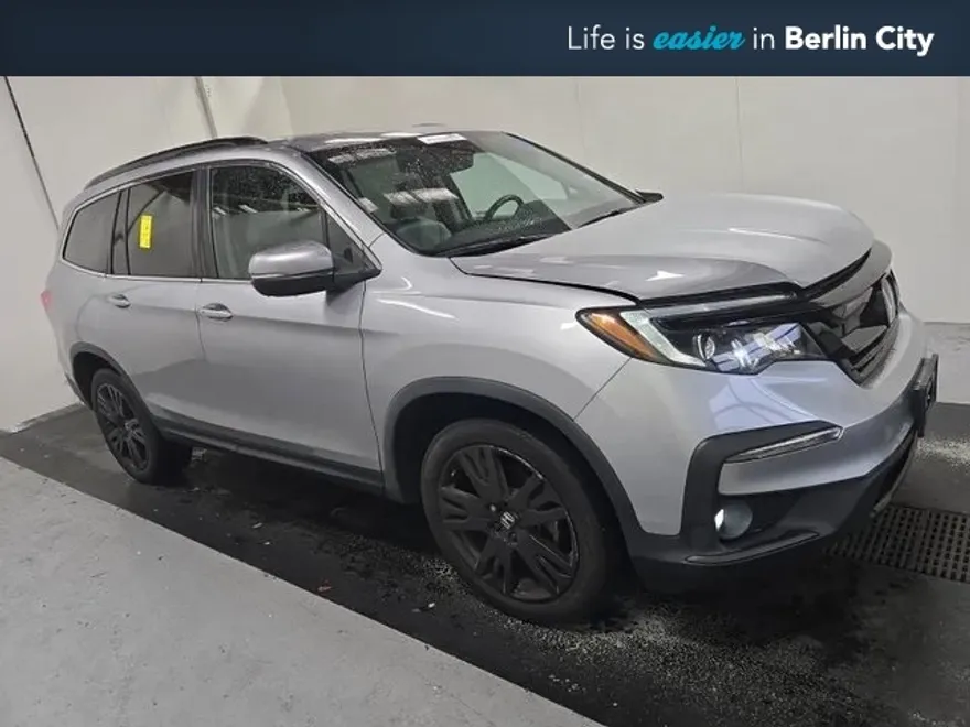 2022 Honda Pilot Special Edition photo 1