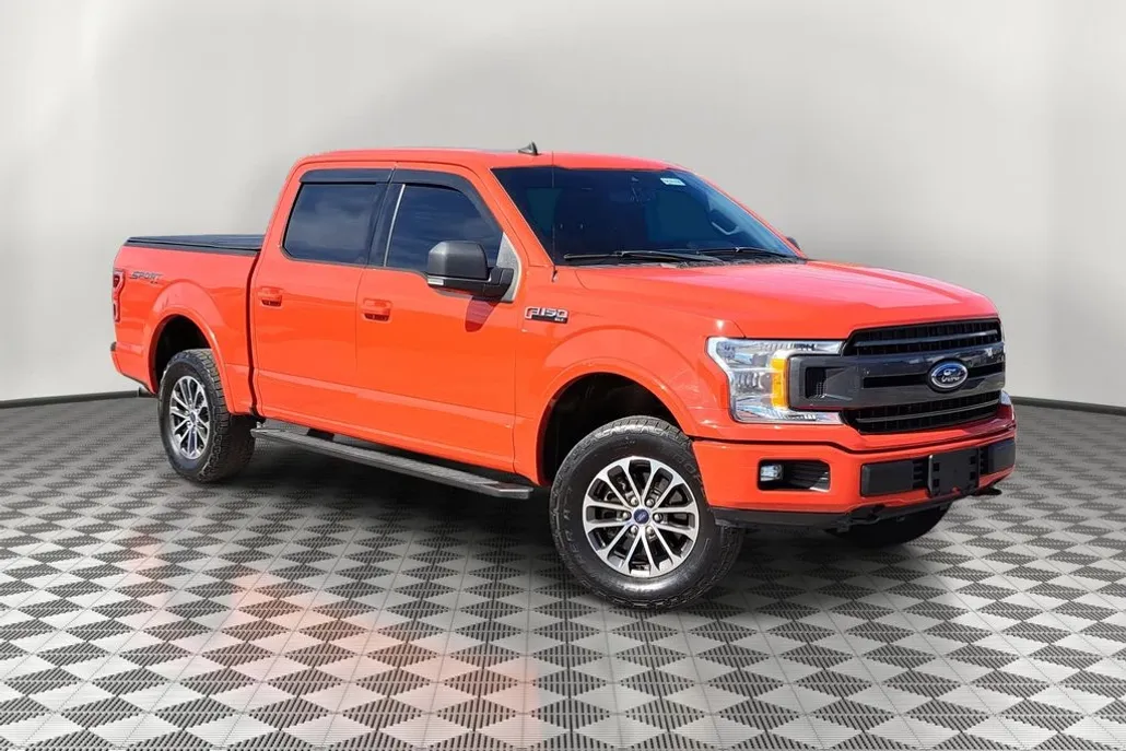 2019 Ford F-150 XLT photo 1