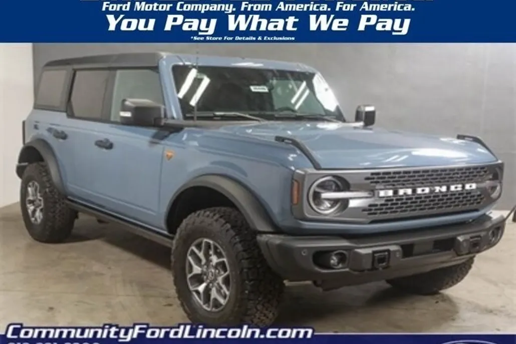 2025 Ford Bronco Badlands photo 1