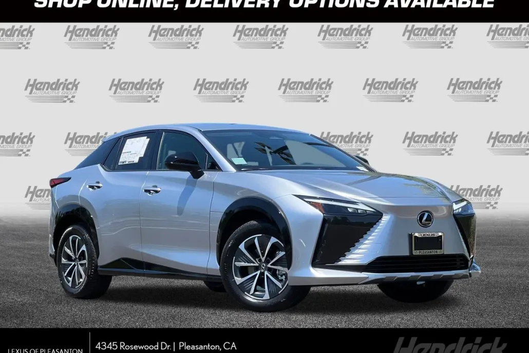 2025 Lexus RZ 450e photo 1