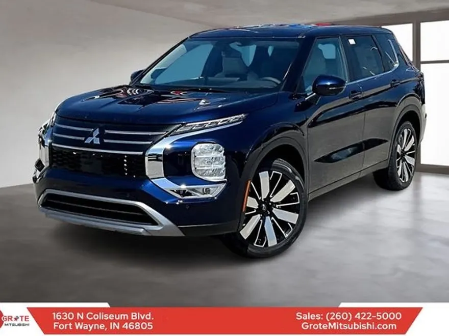 2025 Mitsubishi Outlander SE photo 1