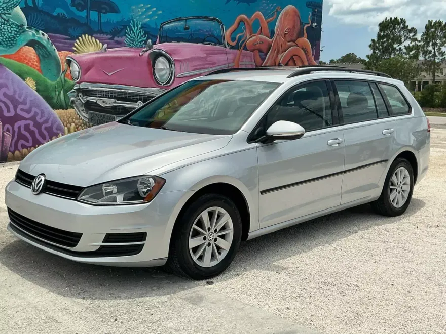 2016 Volkswagen Golf SportWagen TSI S photo 1