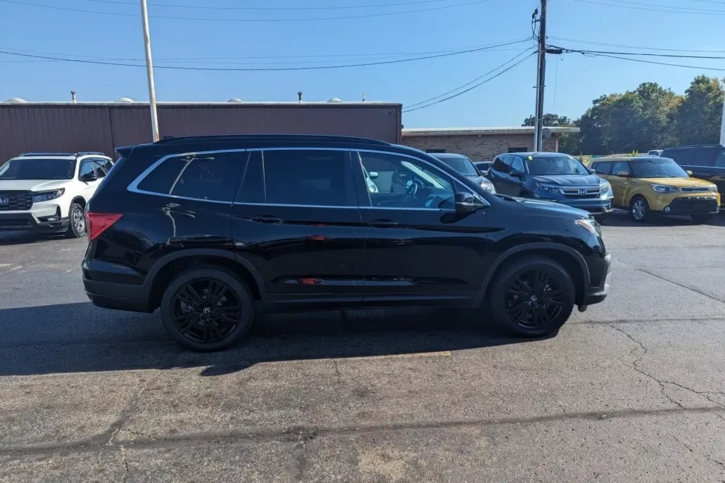 2022 Honda Pilot Special Edition photo 1