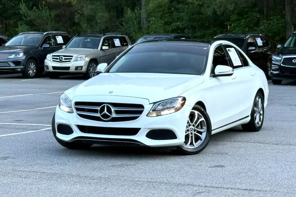 2016 Mercedes Benz C 300 photo 1