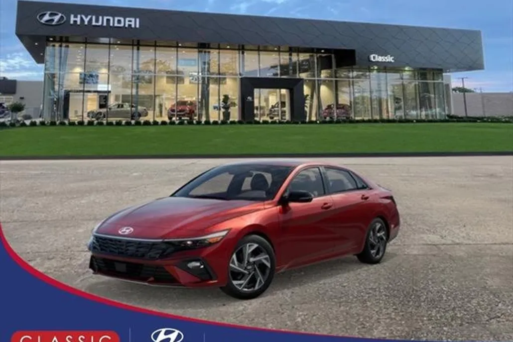 2025 Hyundai Elantra SEL Sport photo 1