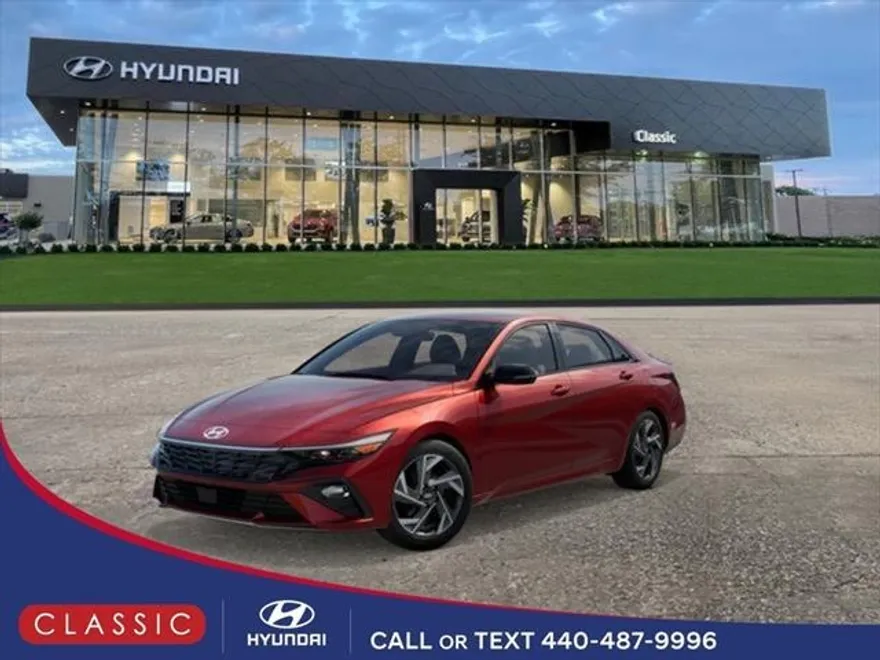 2025 Hyundai Elantra SEL Sport photo 1