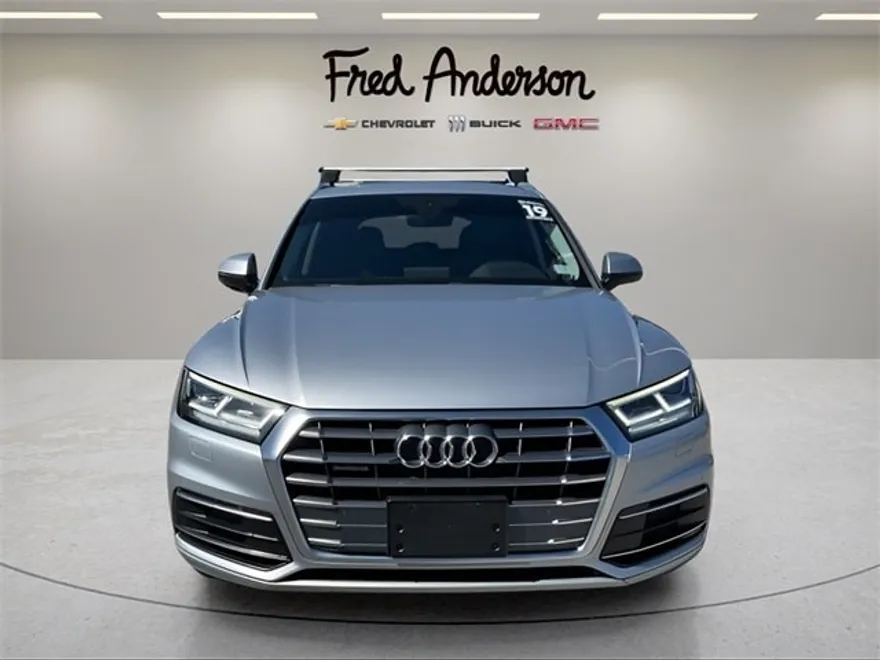 2019 Audi Q5 2.0T Premium Plus photo 1