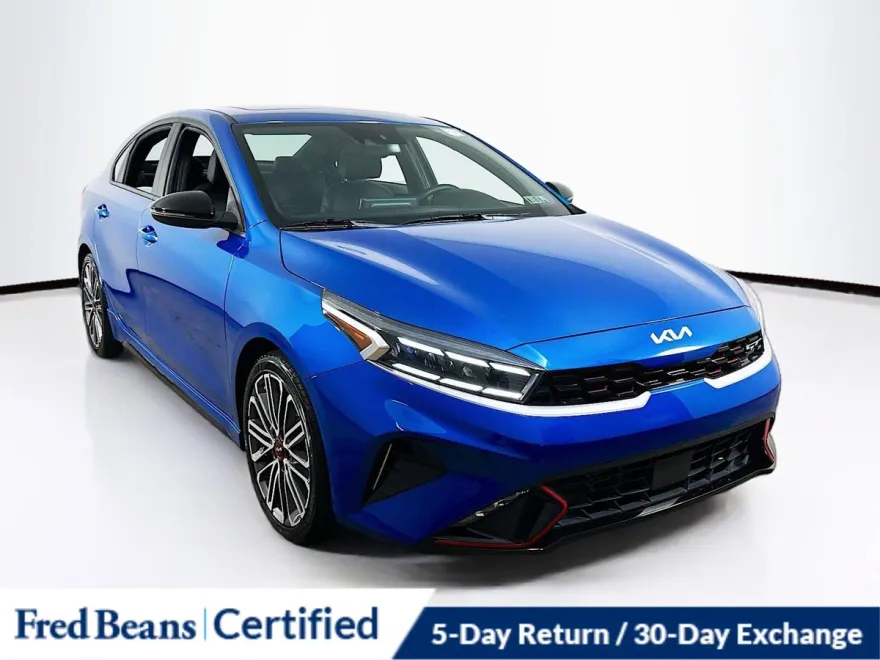 2023 Kia Forte GT photo 1