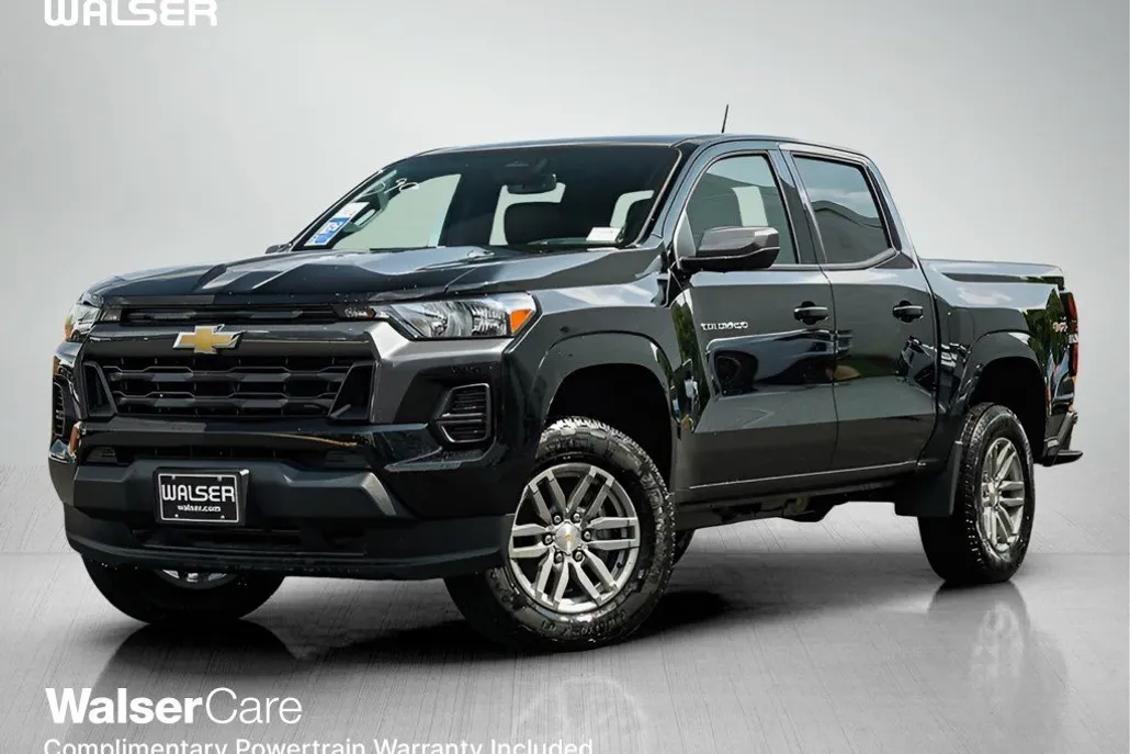2026 Chevrolet Colorado LT photo 1