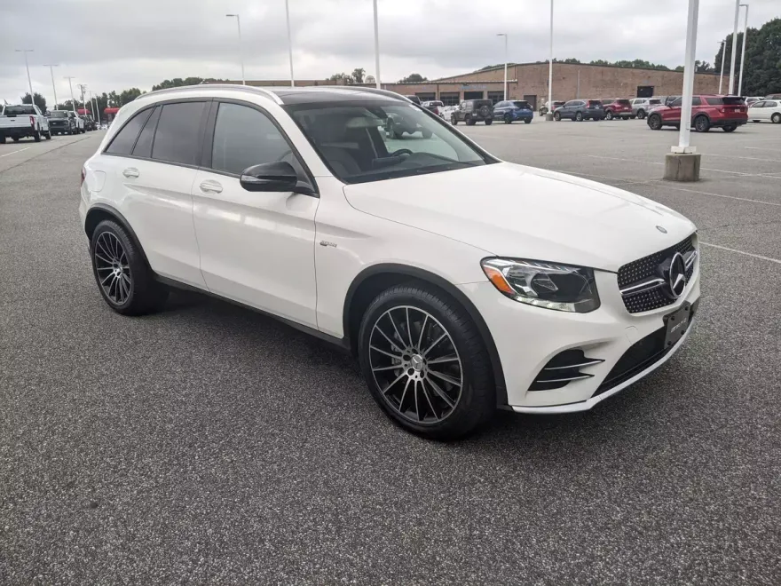 2017 Mercedes Benz GLC AMG 43 photo 1