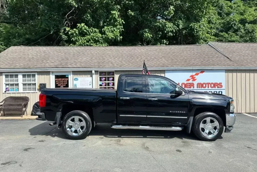 2016 Chevrolet Silverado 1500 LTZ photo 1