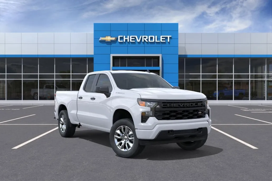 2026 Chevrolet Silverado 1500 Custom photo 1