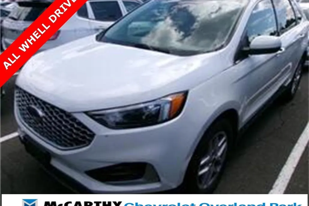 2024 Ford Edge SEL photo 1
