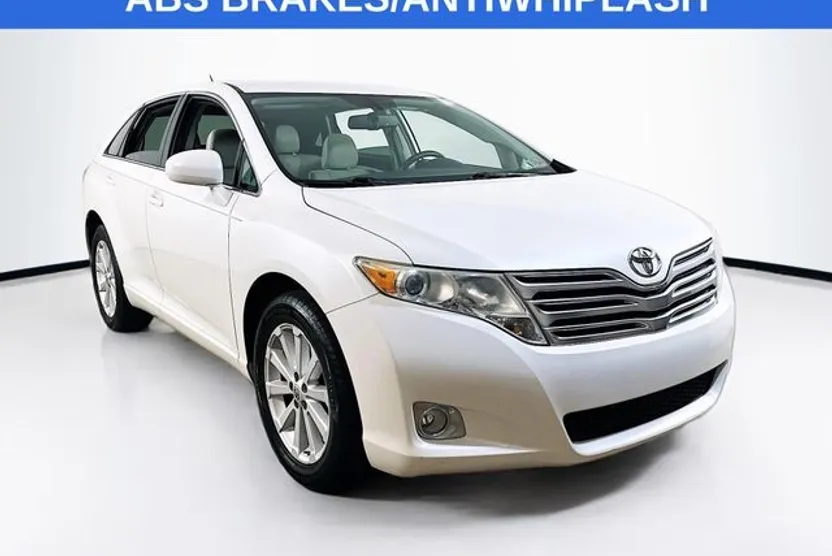 2011 Toyota Venza Base photo 1