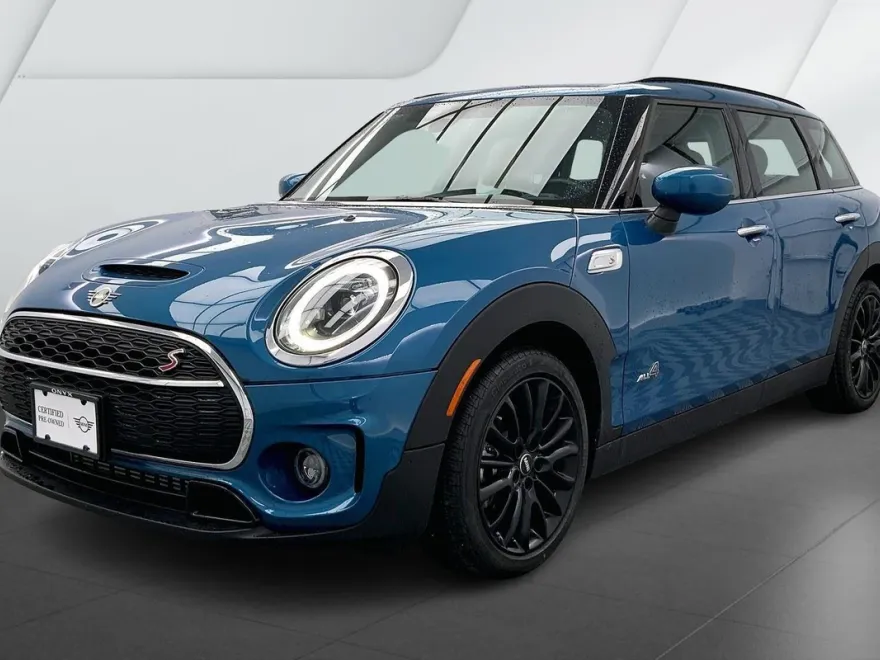 2023 Mini Clubman Base S ALL4 photo 1