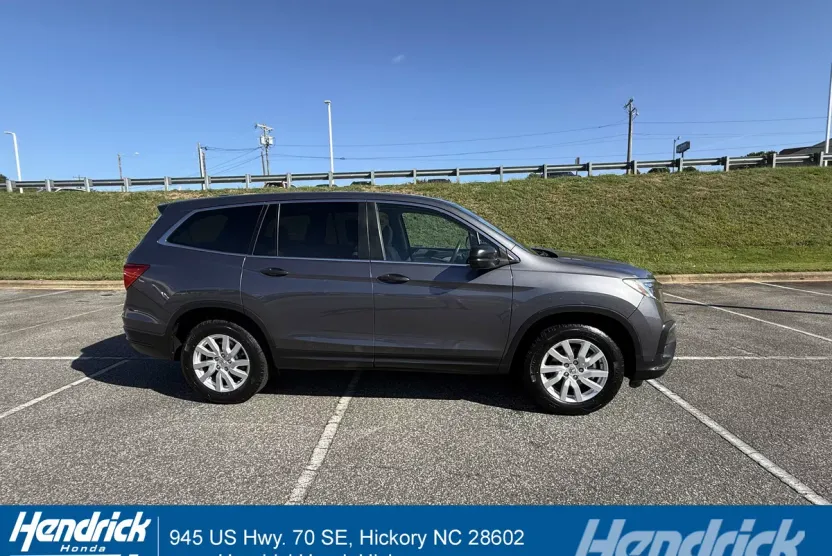 2021 Honda Pilot LX photo 1