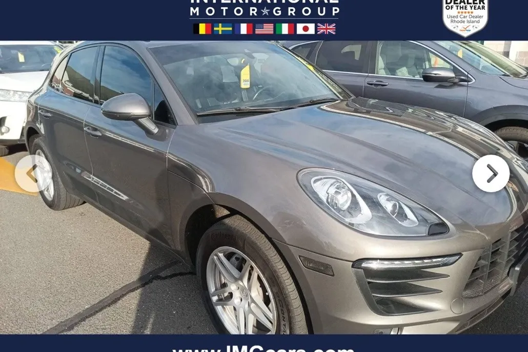 2018 Porsche Macan Base photo 1