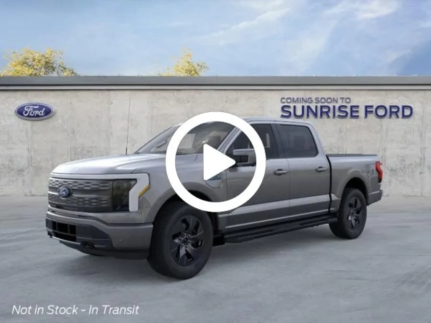 2025 Ford F-150 Lightning Lariat photo 1