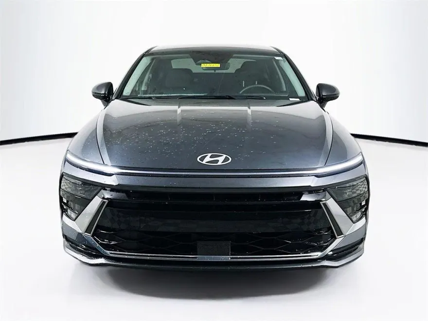 2025 Hyundai Sonata Hybrid SEL photo 1