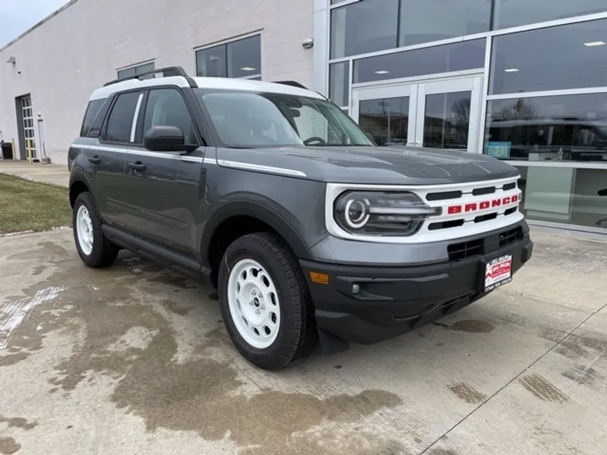 2024 Ford Bronco Sport Heritage photo 1