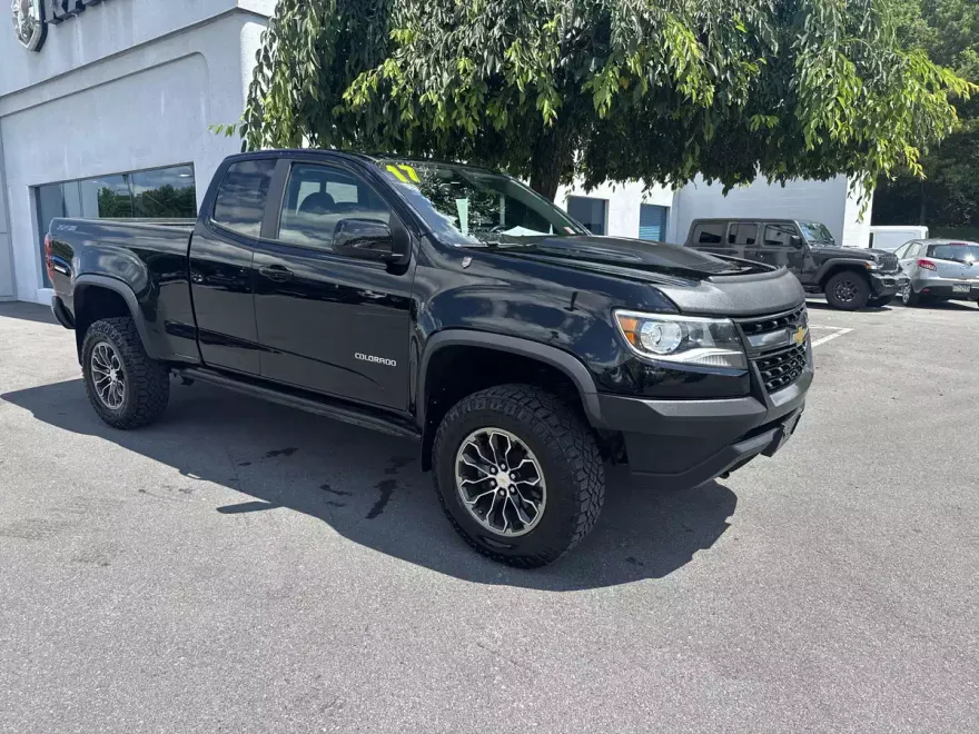 2017 Chevrolet Colorado ZR2 photo 1