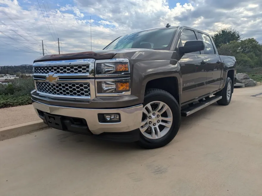 2014 Chevrolet Silverado 1500 LT photo 1