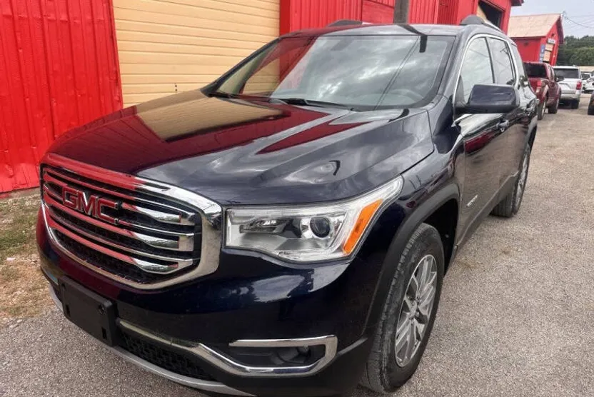 2017 Gmc Acadia SLE photo 1