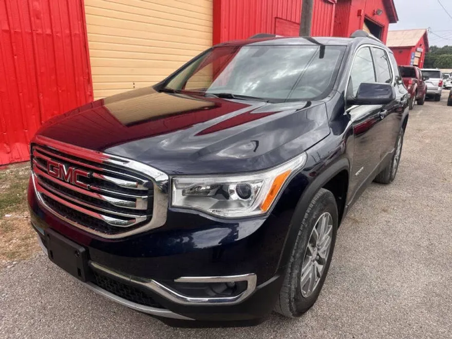 2017 Gmc Acadia SLE photo 1