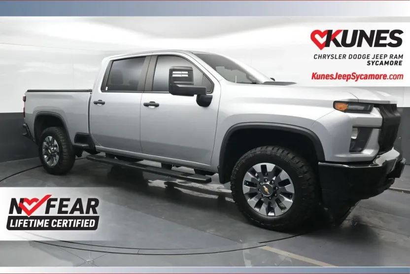 2022 Chevrolet Silverado 2500HD Custom photo 1