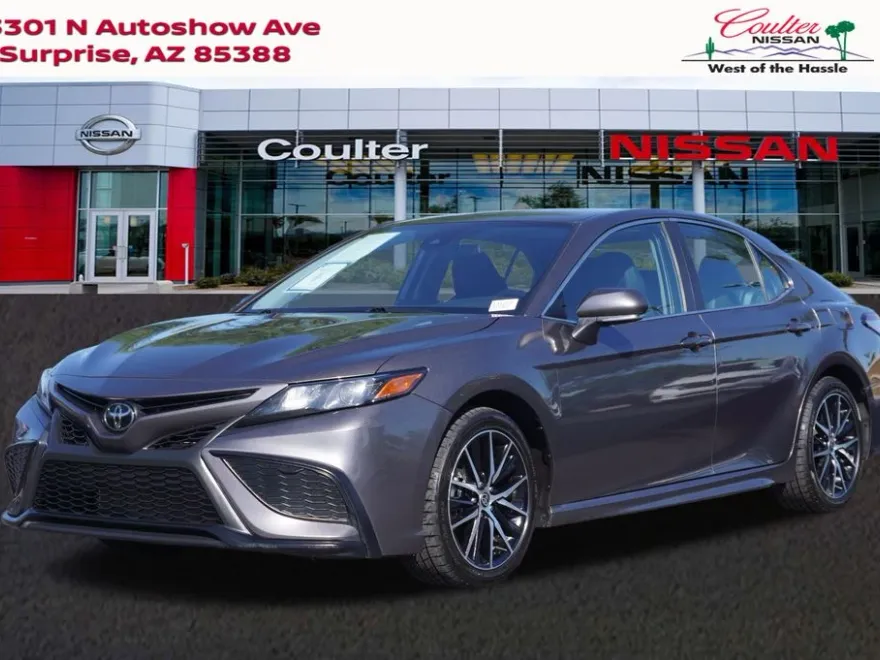 2023 Toyota Camry SE photo 1