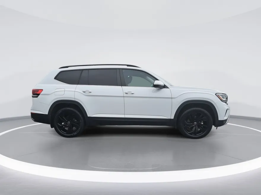 2023 Volkswagen Atlas V6 SE Technology photo 1