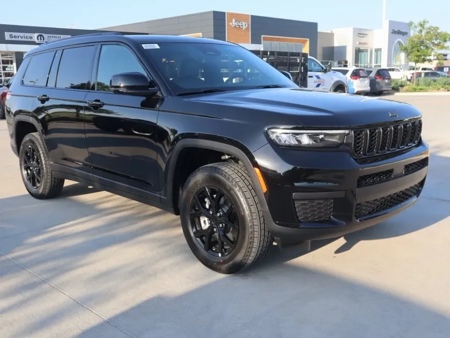 2025 Jeep Grand Cherokee Altitude X photo 1
