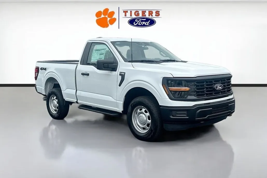 2025 Ford F-150 XL photo 1