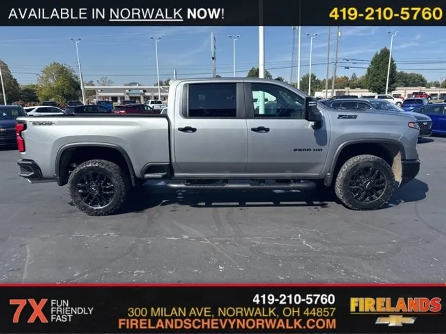 2026 Chevrolet Silverado 2500HD LT photo 1