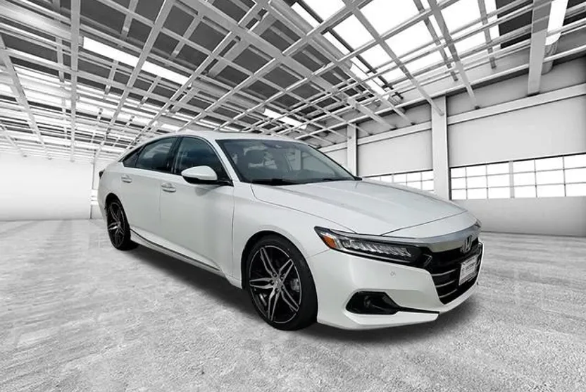 2022 Honda Accord Touring 2.0T photo 1