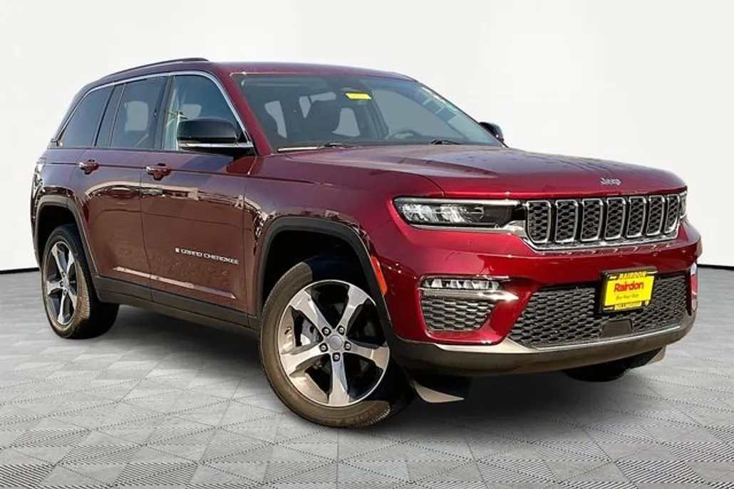 2023 Jeep Grand Cherokee Limited photo 1