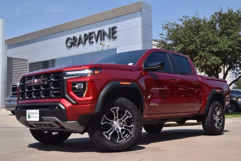 2025 Gmc Canyon AT4 photo 1