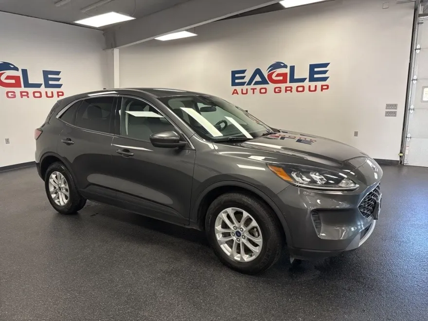 2020 Ford Escape SE photo 1
