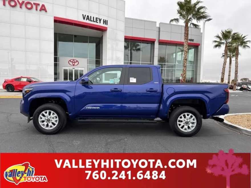2025 Toyota Tacoma SR5 photo 1
