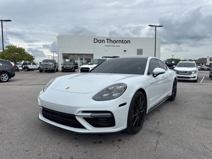 2018 Porsche Panamera Turbo photo 1