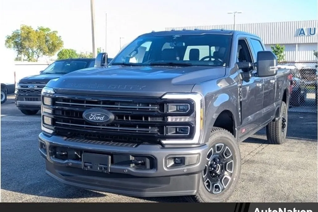2026 Ford F-250 Platinum photo 1