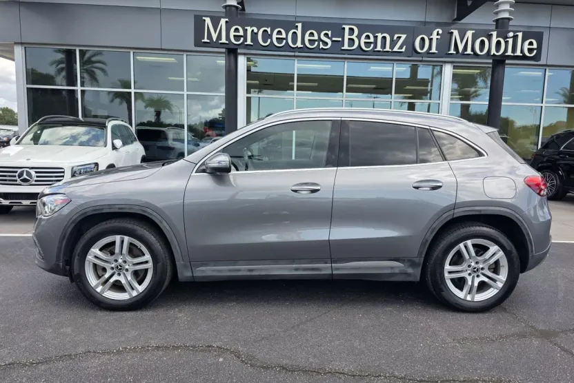 2021 Mercedes Benz GLA 250 photo 1