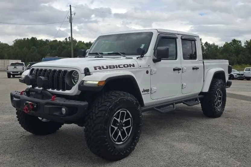 2024 Jeep Gladiator Rubicon photo 1