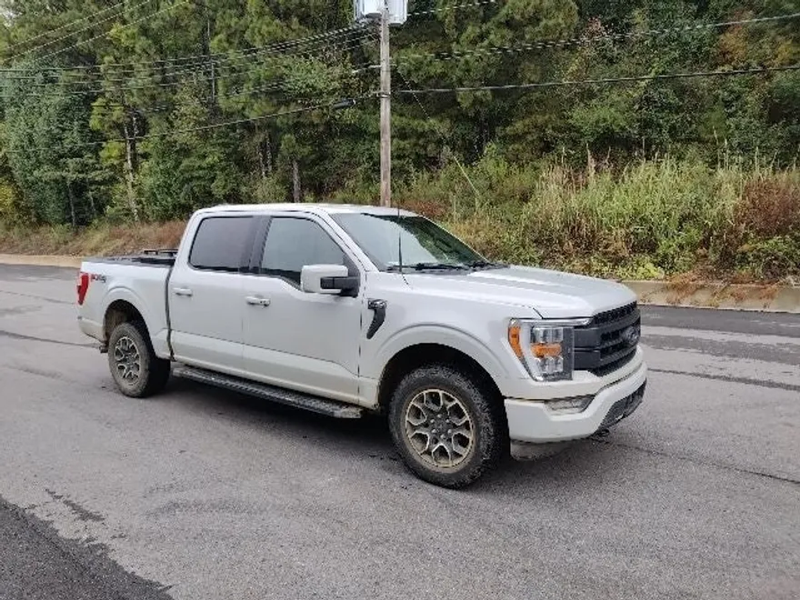 2023 Ford F-150 Lariat photo 1