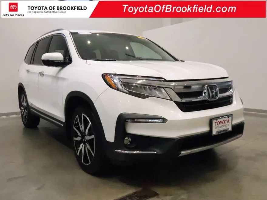 2022 Honda Pilot Touring photo 1