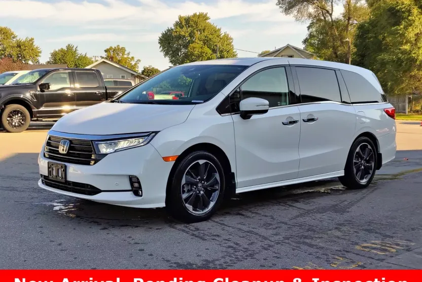 2024 Honda Odyssey Elite photo 1