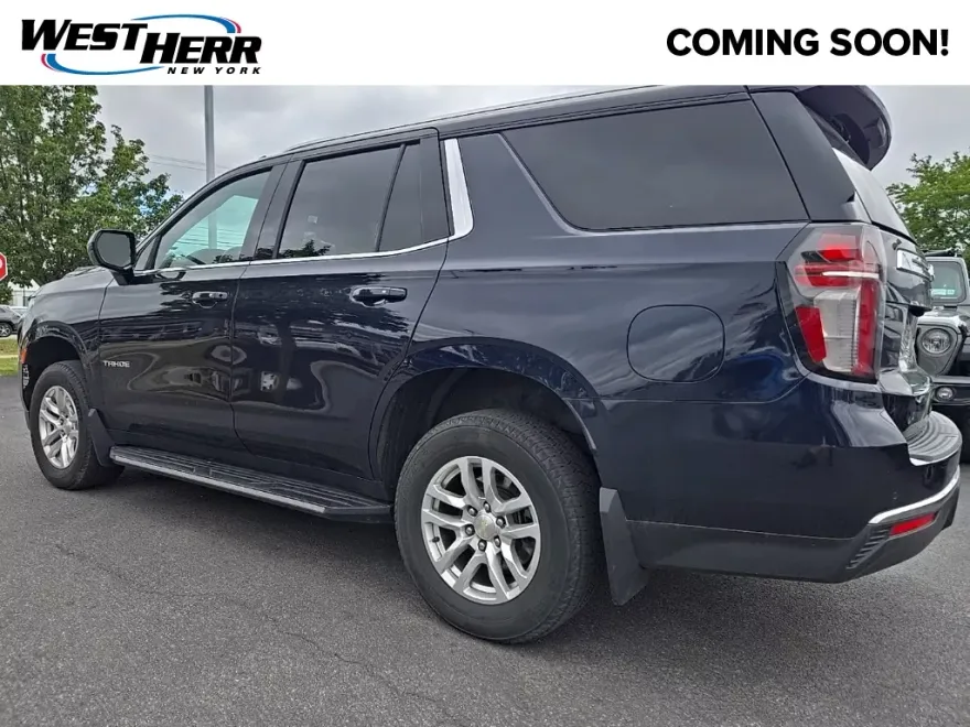 2022 Chevrolet Tahoe LT photo 1