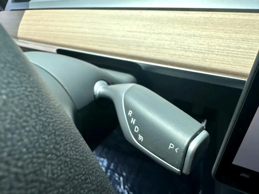 2023 Tesla Model 3 Long Range photo 16