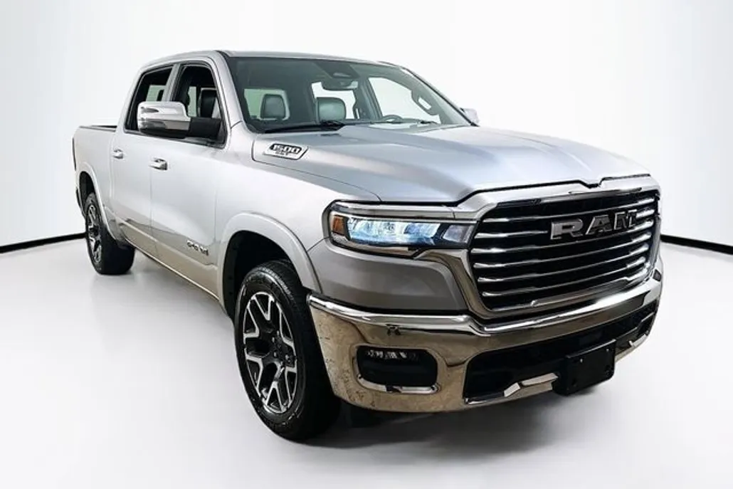 2025 Ram 1500 Laramie photo 1
